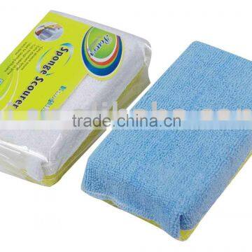 Sponge scouring pad