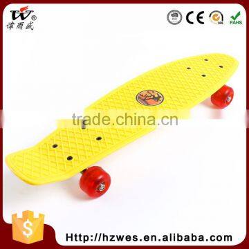 70kgs Top ABS Deck Material OEM Fish Shape Skateboard