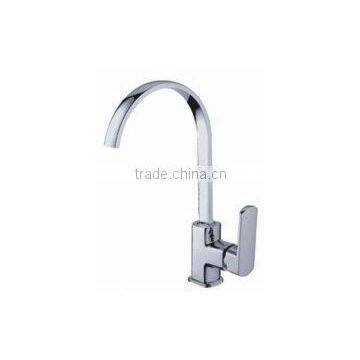 Stylish Gooseneck Brass Kitchen Faucet