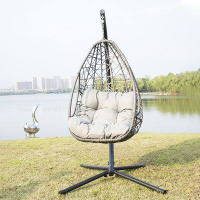 Durable Modern Outdoor Furniture Hanging Egg Swing Chair with Cushion PE Rattan Metal Frame Living Room Hotel Bedroom Courtyard