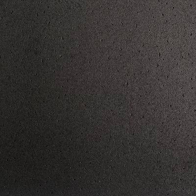 Tuiles de plafond en fibre minérale acoustique de couleur noire 2x2 pour les projets de cinémas, tuiles de plafond noires avec système de suspension