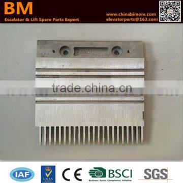 KM5002051H01,Escalator Comb Plate 203*200,Right Side,22T