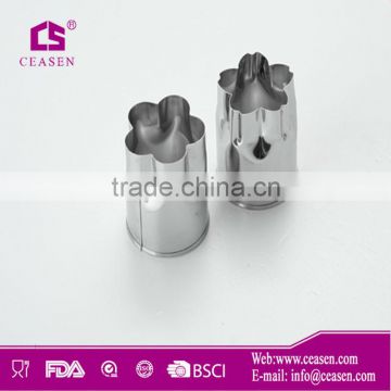 2pcs Stainless Steel Flower Shape Cookie Cutter