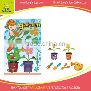 Garden tools with flower playset