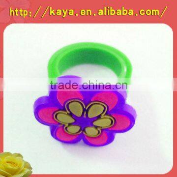 Beautiful and lovely soft pvc fashion toy rings