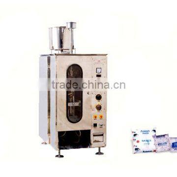 Gravity Filler Machine for Liquid Packing photo-2
