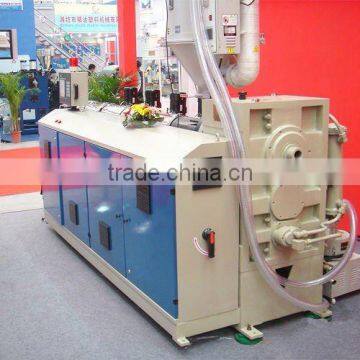 Single screw plastic extruder