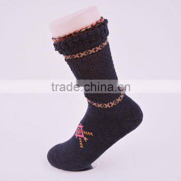 lady 200N fashion socks with fancy designs with ruffle welt on the socks woman sock