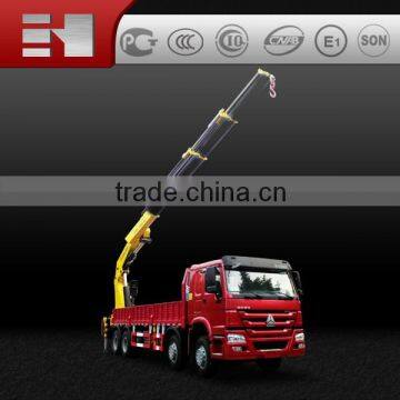 New year promotion!Cheaper than used truck!!SINOTRUK HOWO 6X4 truck mounted crane betterr than hino truck for sale!