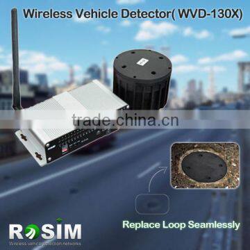 Narrow beam above ground detector provides traffic data to traffic controller for intelligent transportation system