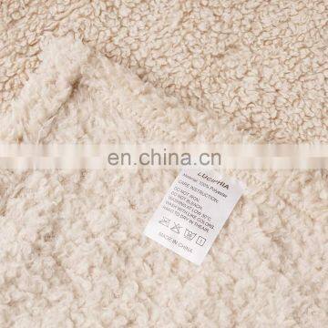 Waterproof Pet Blanket With High Quality Soft Dog Cat Plush Sherpa Pet Blanket photo-6