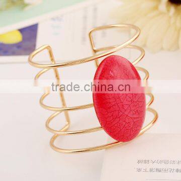 2015 Yiwu fashion women diamond Golden metal bracelet Jewelry