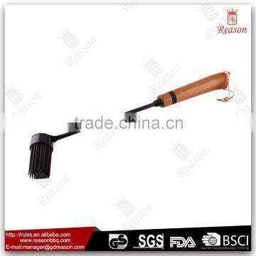 China Factory Outdoor Cooking Utensils Long Handle BBQ Tools photo-3
