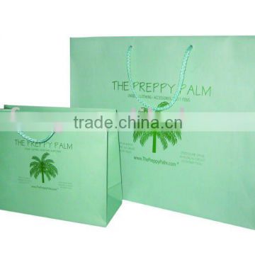 210g white card board new style paper shopping bag