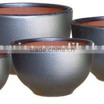 ceramic planter In Bronze/silver color