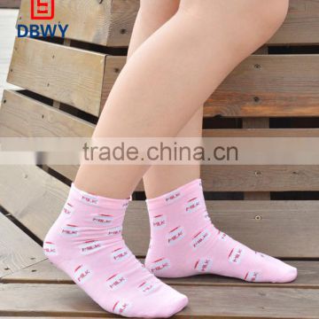 2015 Autumn Hot Sale Pure Cotton Women Socks Fashion and Casual Socks China Supplier