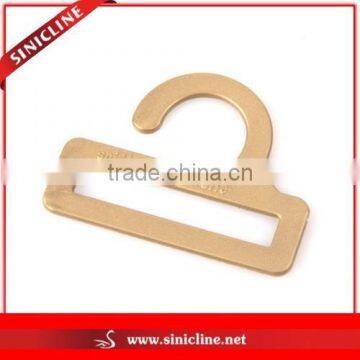 Sinicline Custom Logo Engraved Plastic Hanger