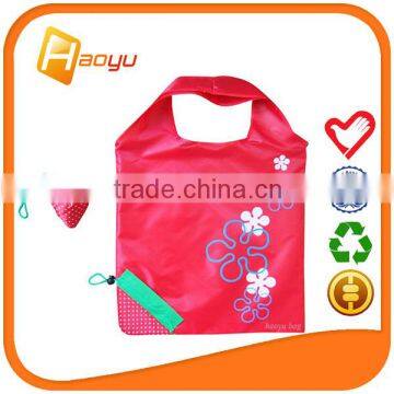 China supplier reusable folding polyester strawberry bag