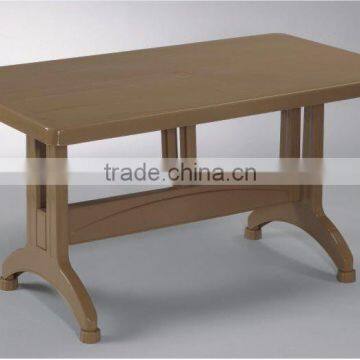 thick plastic roll table cover