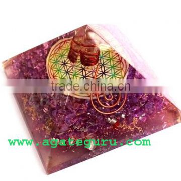 Big-Orgonite-Chakra-Violet-Pyramid-With-Flower-Of-Life-Symbol-And-Crystal-Point