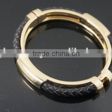 Alloy Bangles Gold Plated With Braided Leather Bracelet Embedded Stylish Bangle photo-2