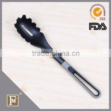 High quality food grade colorful nylon pasta server