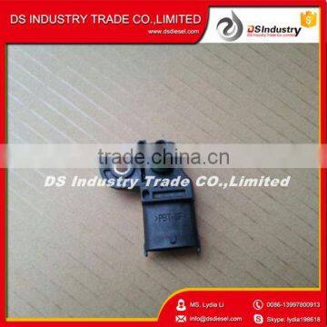 Cars Spare Parts 028100420 Oil Pressure Sensor