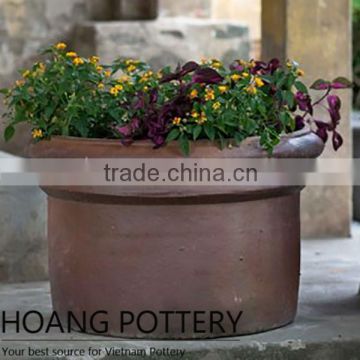 Roll Rim Black Clay Pots From Vietnam