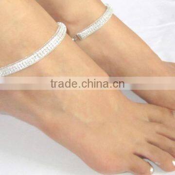 SILVER CHAIN filled with crystal delicate PAYAL Anklets pair