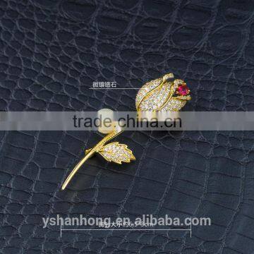 Fashion Micro Natural Pearl Inlay Zircon Gold-plated Corsage photo-2