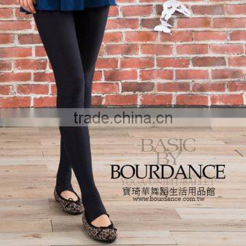 Yoga seamless legging stirrup by Bourdance