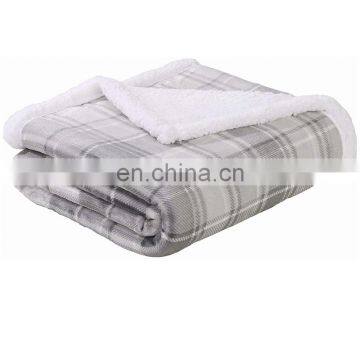 Wholesale Luxury Custom Printed Hooded Blanket Sherpa Mink Fleece Blanket Red Plaid Blanket photo-2