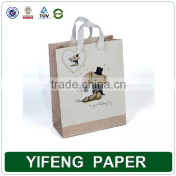 2015 hottest new cheap paper gift bag popular hand paper bag wholesale