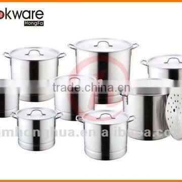 Aluminium cookware with Steamer