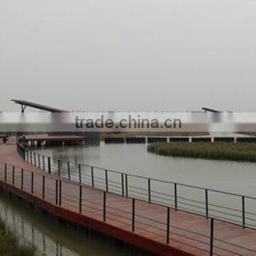 floating pontoon bridge
