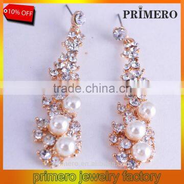 Elegant Chic Women Lady's Pearl Rhinestone Chandelier Stud Earrings Jewelry