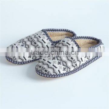 Woman Knitted Indoor Slipper With Heel