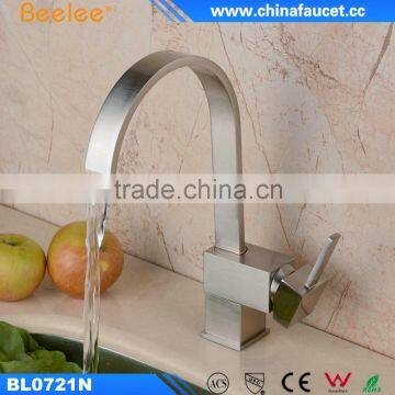 China Kitchen Mixer Instant Hot Water Tap Flexible Wash Basin Faucet photo-2