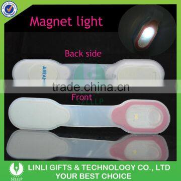 Promotional Gift Silicone Magnetic lights Clip On Cloth Silicone Magnetic Light