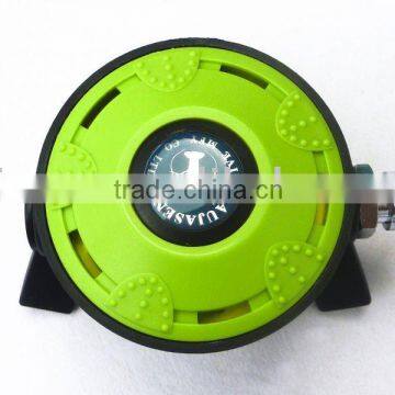 Balance second stage regulator for scuba diving