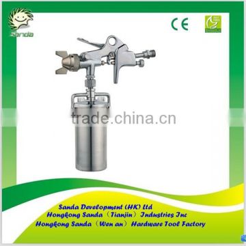 High pressure spray gun