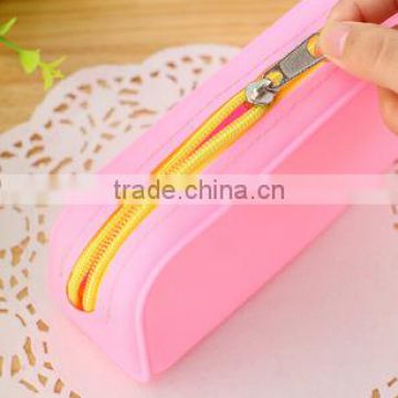 Negotiable customized silicone pencil cases/bag for Stationery