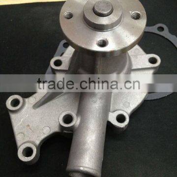 KUBOTA D722 WATER PUMP ASSY