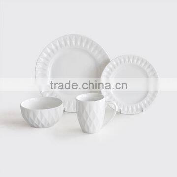 Promotional 2017 Wholesale Porcelain Embossed Dinner Set With Gold Rim photo-4