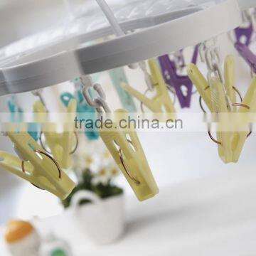 Creative butterfly shape Plastic shocks hanger with 24 clips