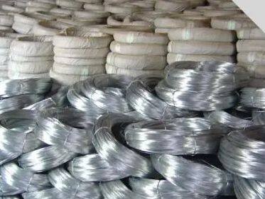 Factory Customized Size High Carbon Steel Wire Zinc Hot Dipped Galvanized Wire photo-3