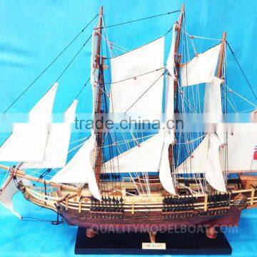 HMS BOUNTY WOODEN SHIP MODEL