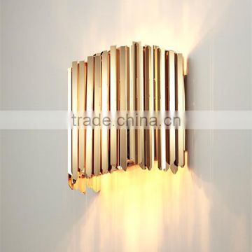 A Single Wall Light for Decorative Lighting