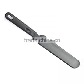 nice handle feeling plastic coconut scraper with food grade nylon