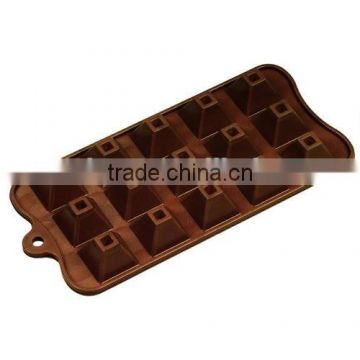 FDA/LFGB/SGS approved eco-friendly 3d pyramid chocolate mold